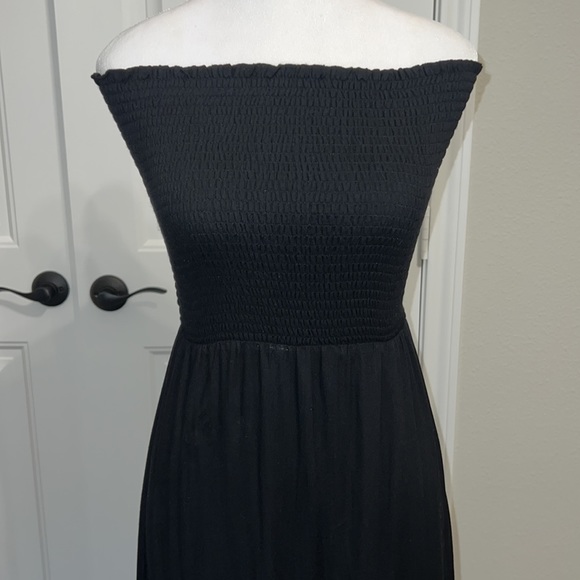 Chaser Anita Maxi Dress in Black - Picture 10 of 10